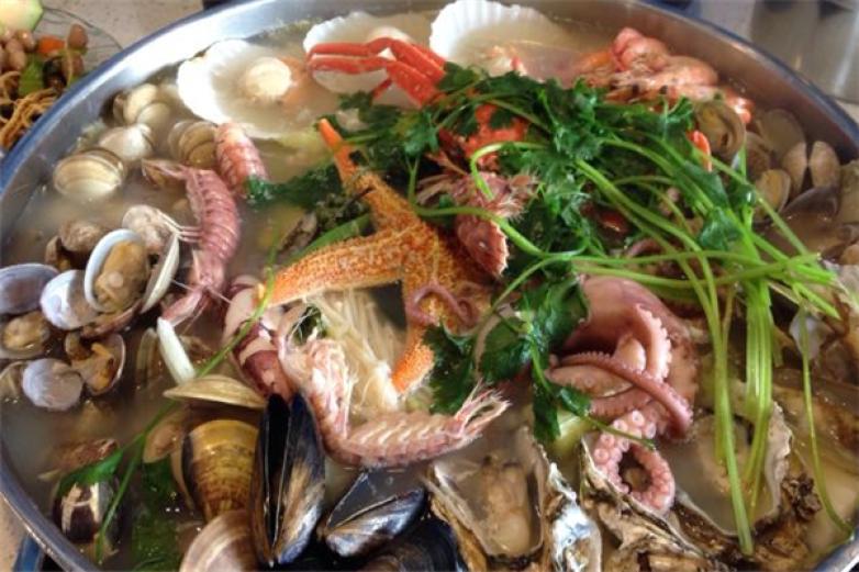 海狸故事海鲜焖锅